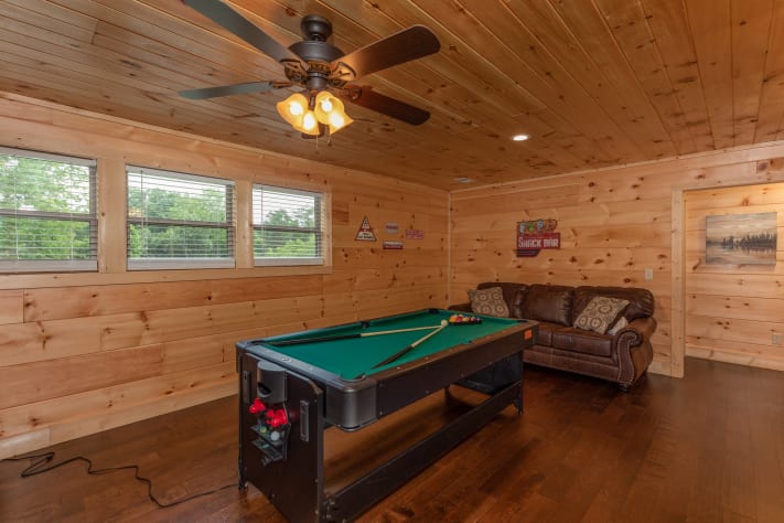 Pigeon Forge, Tennessee Cabin Rental - Gallery Image #23