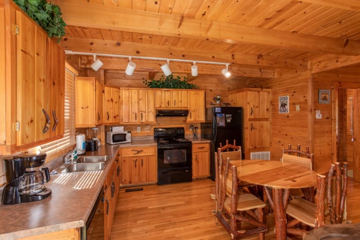 Gatlinburg, Tennessee Cabin Rental - Gallery Image #8