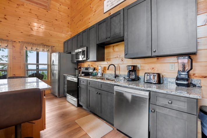 Gatlinburg, Tennessee Cabin Rental - Gallery Image #9