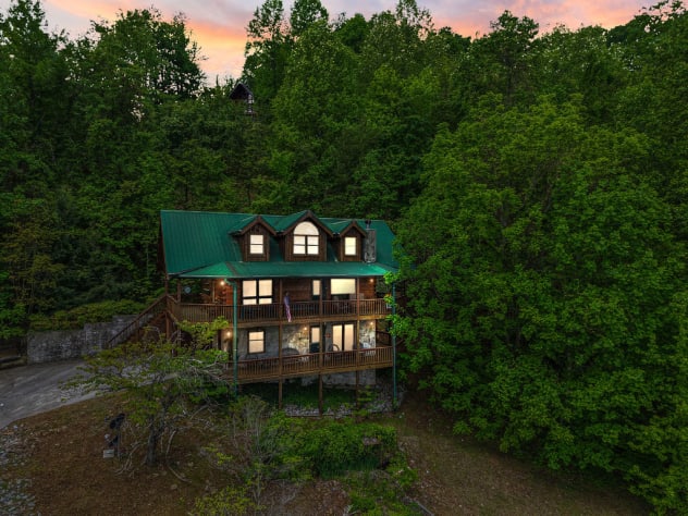 Pigeon Forge, Tennessee Cabin Rental - Gallery Image #1