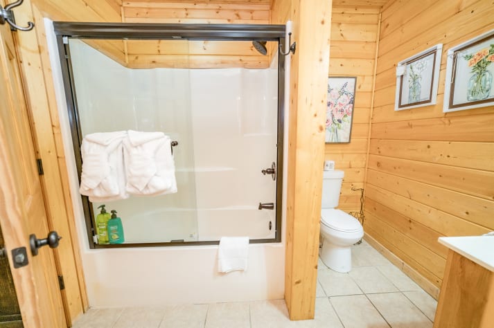 Pigeon Forge, Tennessee Cabin Rental - Gallery Image #35