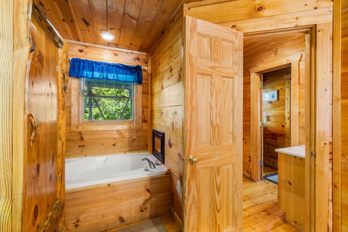 Gatlinburg, Tennessee Cabin Rental - Gallery Image #8