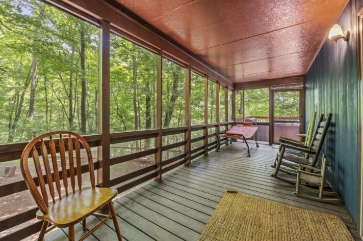 Gatlinburg, Tennessee Bungalow Rental - Gallery Image #4