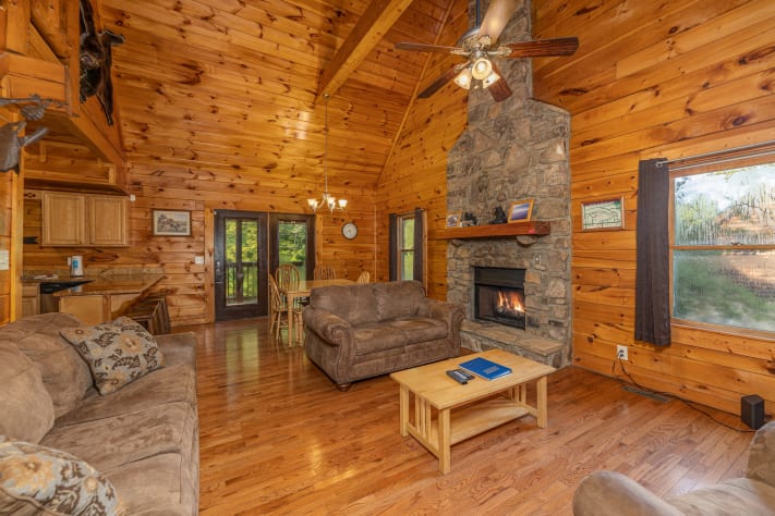 Pigeon Forge, Tennessee Cabin Rental - Gallery Image #3