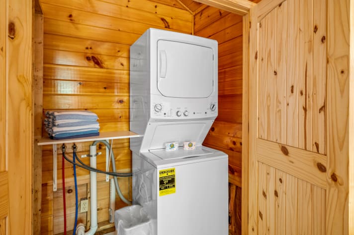 Washer./Dryer - Permanent Vacation - Smoky Mountain Honeymoon Cabin Sevierville, Tennessee Cabin Rental - Gallery Image #22