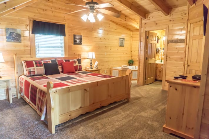 Pigeon Forge, Tennessee Cabin Rental - Gallery Image #11