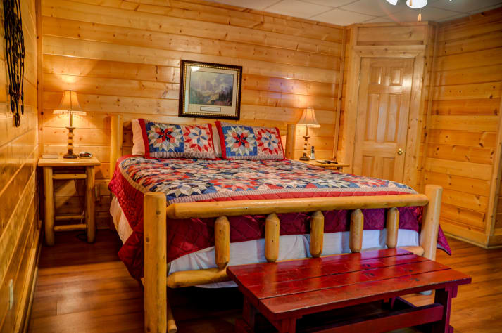 Pigeon Forge, Tennessee Cabin Rental - Gallery Image #14