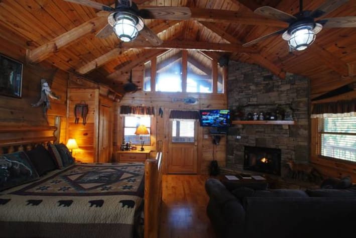Pigeon Forge, Tennessee Cabin Rental - Gallery Image #4