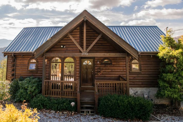 Front Pigeon Forge, Tennessee Cabin Rental - Gallery Image #1