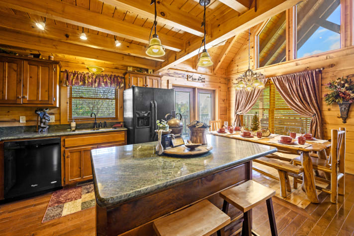 Come relax and enjoy dinner at the cabin. Pigeon Forge, Tennessee Cabin Rental - Gallery Image #7