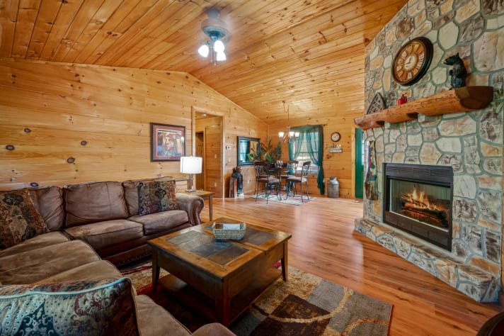 Sevierville, Tennessee Cabin Rental - Gallery Image #4