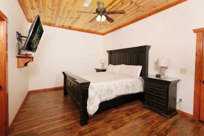 Pigeon Forge, Tennessee Cabin Rental - Gallery Image #23