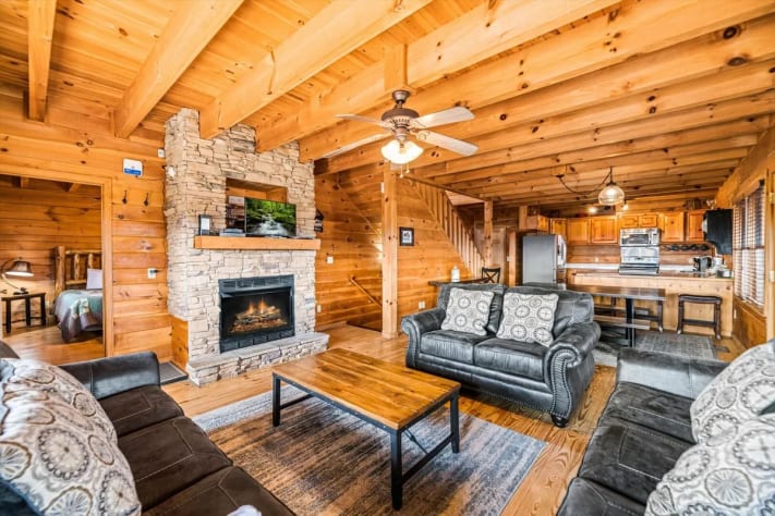Pigeon Forge, Tennessee Cabin Rental - Gallery Image #2