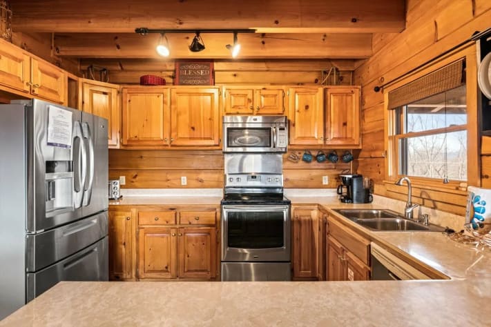 Pigeon Forge, Tennessee Cabin Rental - Gallery Image #6