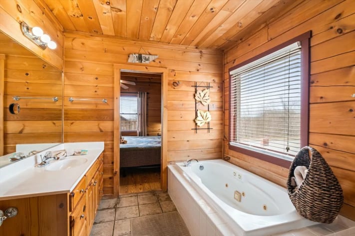 Pigeon Forge, Tennessee Cabin Rental - Gallery Image #14