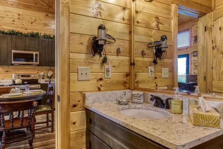 Gatlinburg, Tennessee Cabin Rental - Gallery Image #14