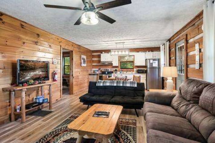 Sevierville, Tennessee Cabin Rental - Gallery Image #9