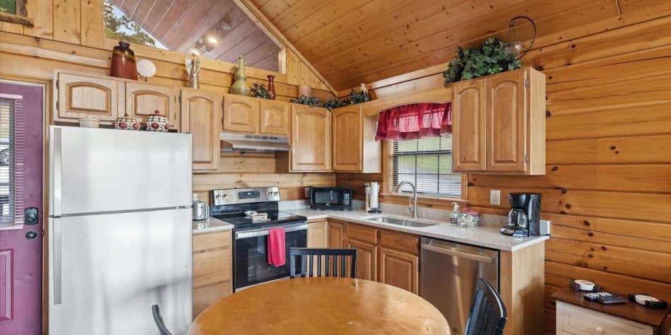 Sevierville, Tennessee Cabin Rental - Gallery Image #2