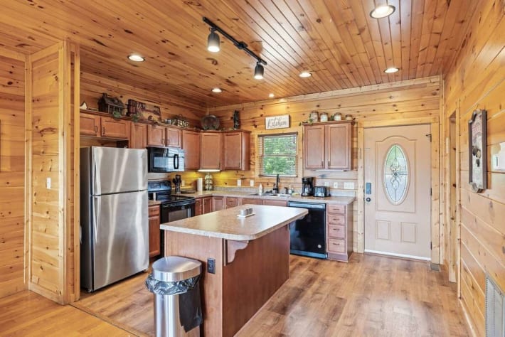 Gatlinburg, Tennessee Cabin Rental - Gallery Image #4