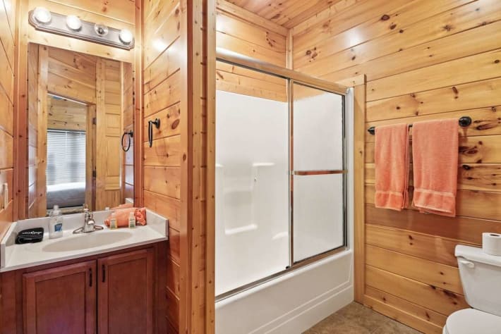 Gatlinburg, Tennessee Cabin Rental - Gallery Image #10