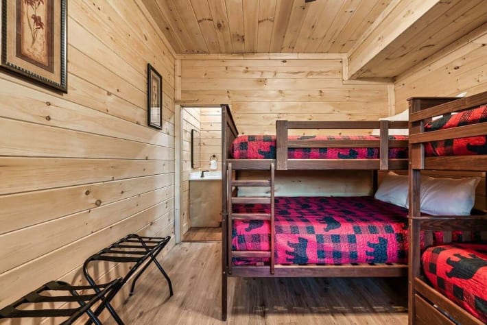 Pigeon Forge, Tennessee Cabin Rental - Gallery Image #2
