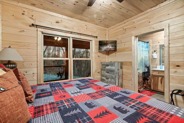 Pigeon Forge, Tennessee Cabin Rental - Gallery Image #15