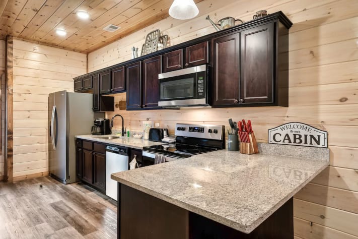 Pigeon Forge, Tennessee Cabin Rental - Gallery Image #9