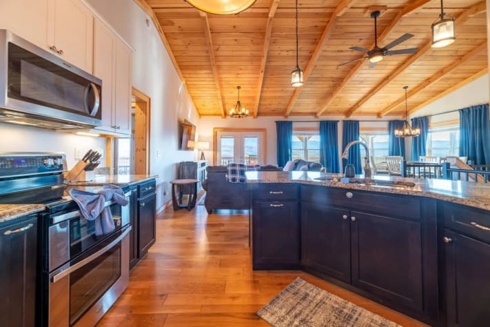 Gatlinburg, Tennessee House Rental - Gallery Image #7