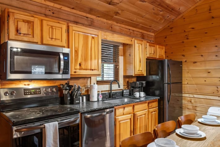Pigeon Forge, Tennessee Cabin Rental - Gallery Image #7