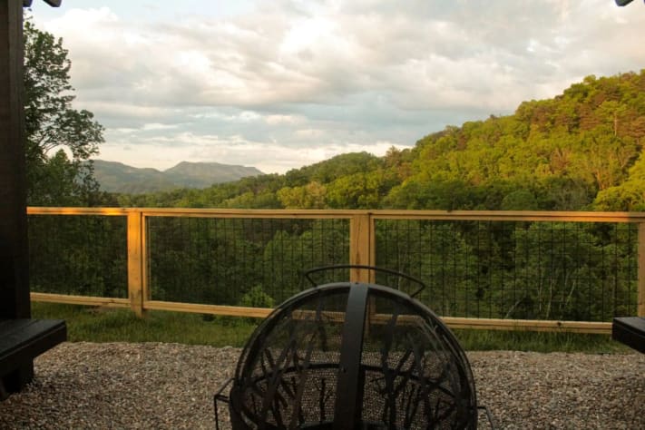 Sevierville, Tennessee Cabin Rental - Gallery Image #9