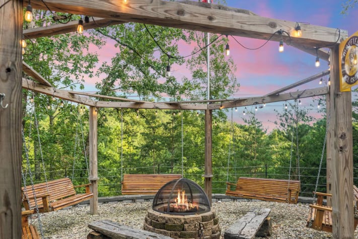 Dandridge, Tennessee Cabin Rental - Gallery Image #5
