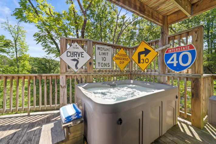 Dandridge, Tennessee Cabin Rental - Gallery Image #7