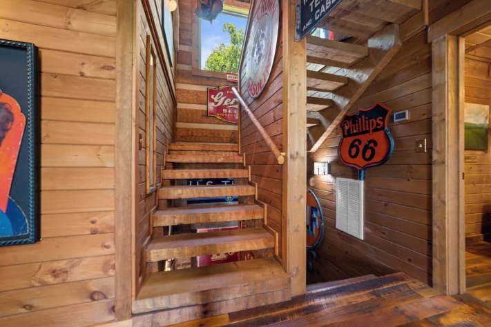 Dandridge, Tennessee Cabin Rental - Gallery Image #24
