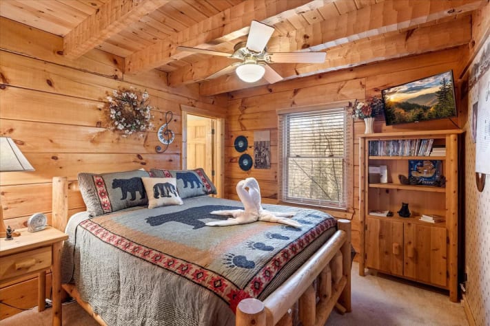 Pigeon Forge, Tennessee Cabin Rental - Gallery Image #1