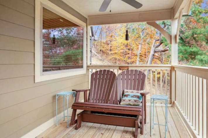 one of 2 decks Pigeon Forge, Tennessee Cabin Rental - Gallery Image #8