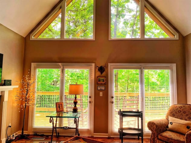 Large Living Room Window Sevierville, Tennessee Cabin Rental - Gallery Image #10