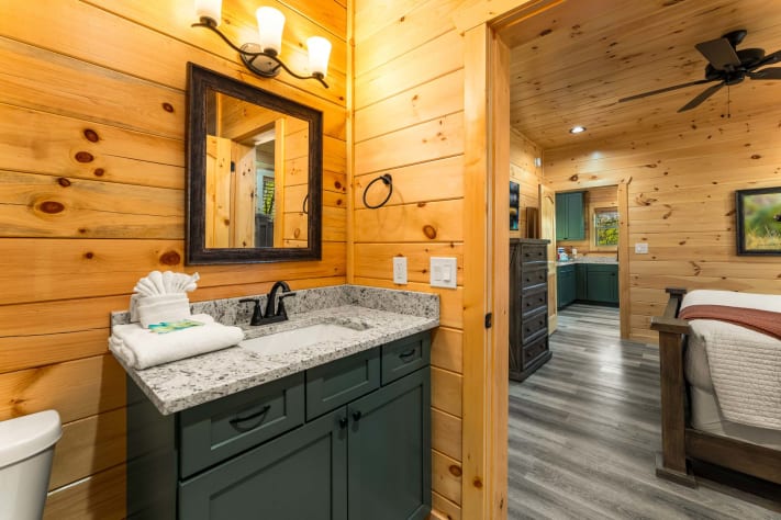 Gatlinburg, Tennessee Cabin Rental - Gallery Image #19