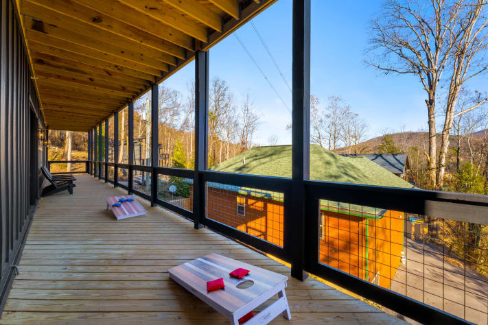 Terrace/patio Gatlinburg, Tennessee House Rental - Gallery Image #17