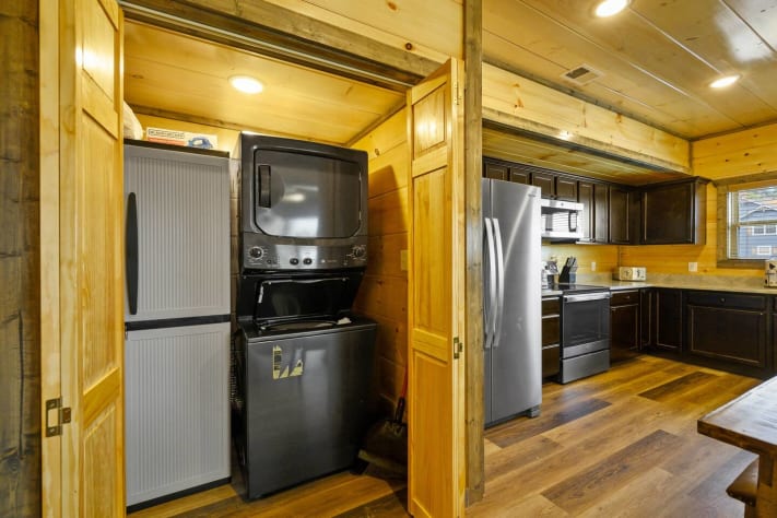 Pigeon Forge, Tennessee Cabin Rental - Gallery Image #13