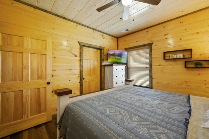 Pigeon Forge, Tennessee Cabin Rental - Gallery Image #15