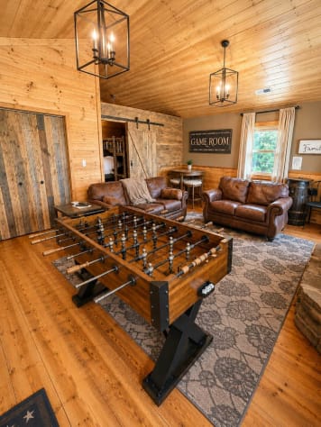 Beautifully decorated Smoky Mountain game room for family enjoyment! Gatlinburg, Tennessee Cabin Rental - Gallery Image #8