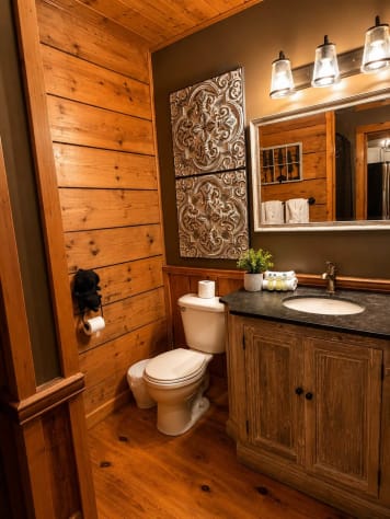 Lower level bath Gatlinburg, Tennessee Cabin Rental - Gallery Image #18