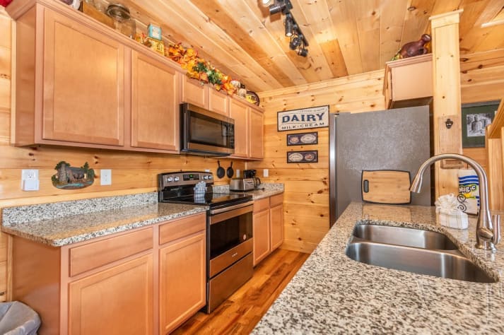 Pigeon Forge, Tennessee Cabin Rental - Gallery Image #12