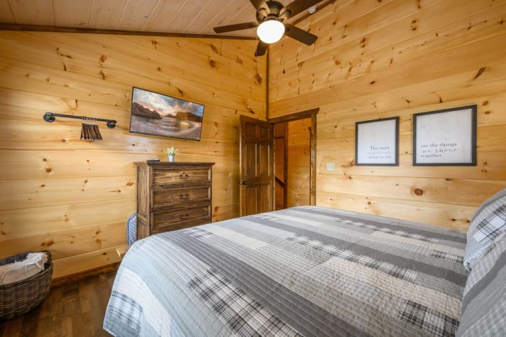 Pigeon Forge, Tennessee Cabin Rental - Gallery Image #16