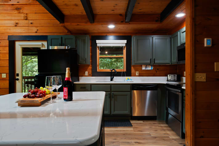 Gatlinburg, Tennessee Cabin Rental - Gallery Image #11