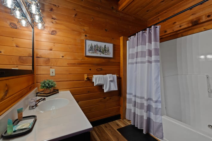 Gatlinburg, Tennessee Cabin Rental - Gallery Image #16