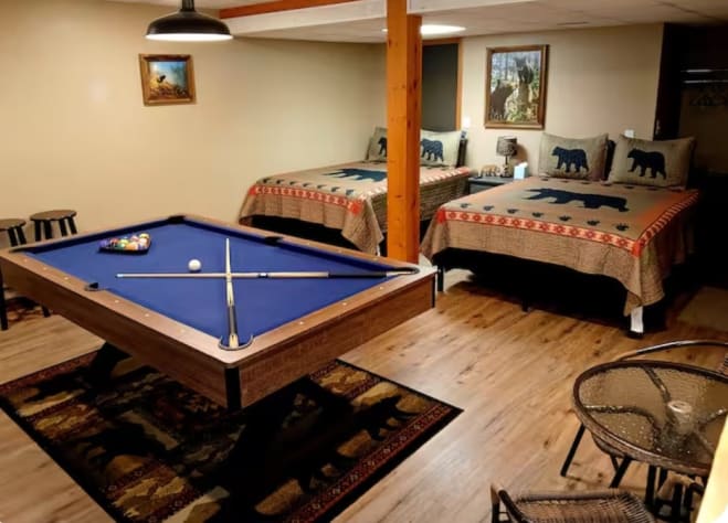 #4 bedroom pool table Sevierville, Tennessee Cabin Rental - Gallery Image #20