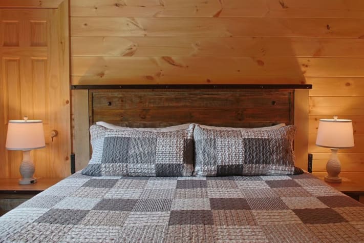 Sevierville, Tennessee Farmhouse Rental - Gallery Image #20