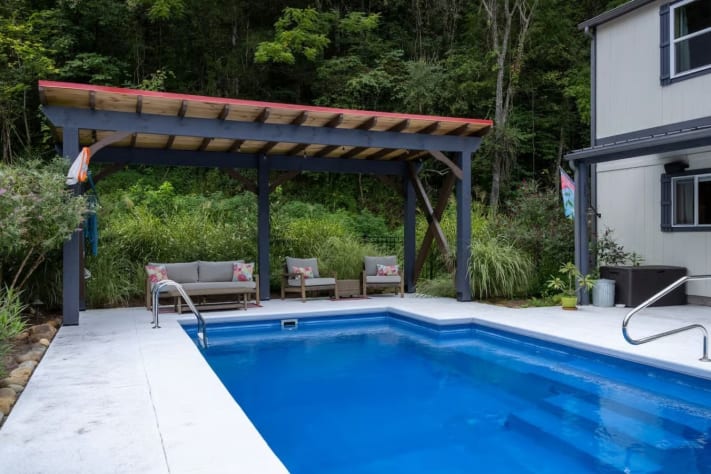 Sevierville, Tennessee Farmhouse Rental - Gallery Image #18