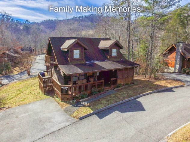Pigeon Forge, Tennessee Cabin Rental - Gallery Image #1